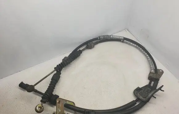 Toyota Avensis T250 Gear shift cable linkage BEGIUTROSAI