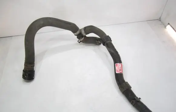 Volkswagen PASSAT B8 Engine coolant pipe/hose 3B0122291B