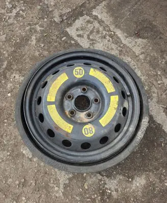 Audi Q7 4L R18 spare wheel