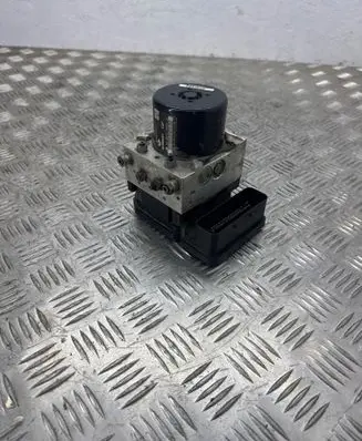 Nissan Navara D40 ABS Pump 476605X21A 10092633903 10061839891