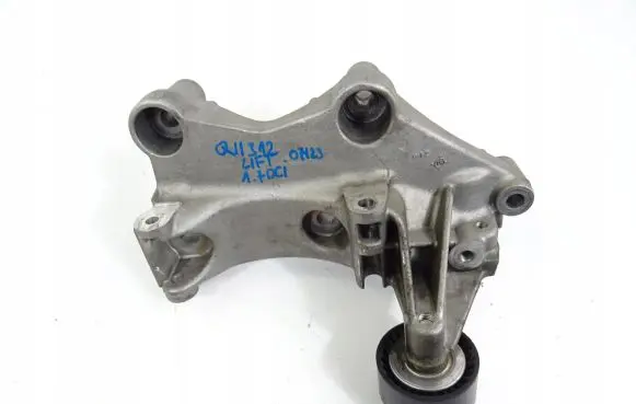 Nissan Qashqai Generator/alternator bracket 117105124R