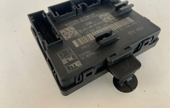 Audi Q5 SQ5 Door control unit/module 8W1959593D