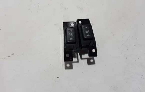 Nissan Qashqai Seat heating switch 255003TA1A