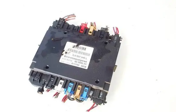 Volkswagen Touareg I Comfort/convenience module 7l6937049l 05066524