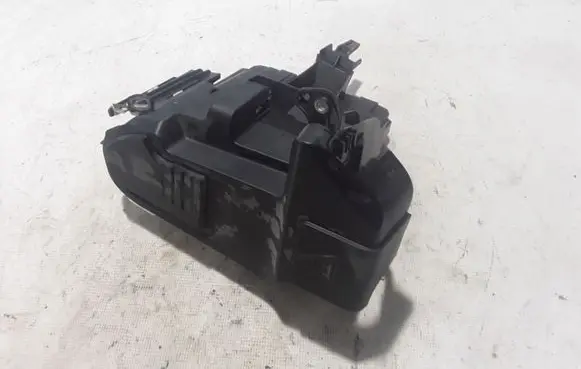 BMW X3 G01 Other engine bay part 8632554