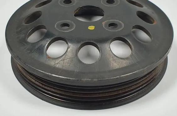 Mercedes-Benz B W245 Crankshaft pulley A2662020110