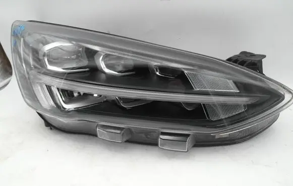 Ford Focus Headlight/headlamp MX7B13E014EB