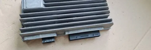 Audi A4 S4 B8 8K Sound amplifier 8T1035223