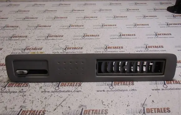 Toyota Avensis Verso Air vent grill in roof 6361044050