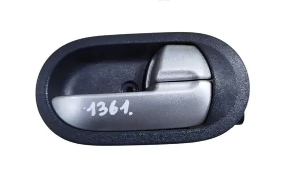 Mitsubishi Colt Rear door interior handle 