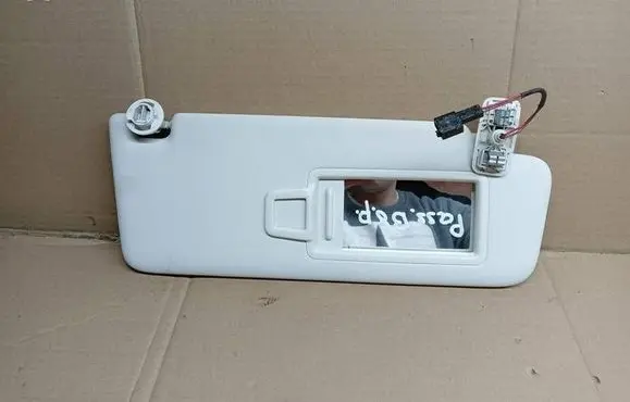 Volkswagen PASSAT B8 Sun visor