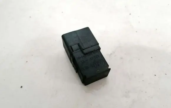Nissan Almera N16 Other relay 4rd00781404 4rd007814-04