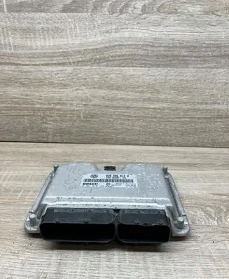 Skoda Octavia Mk1 (1U) Engine control unit/module 038906012H 0281010129