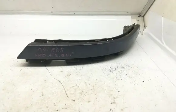 BMW 7 E65 E66 Rear/tail light trim molding 72758411