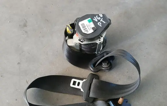 Volvo V60 Rear seatbelt 616159000