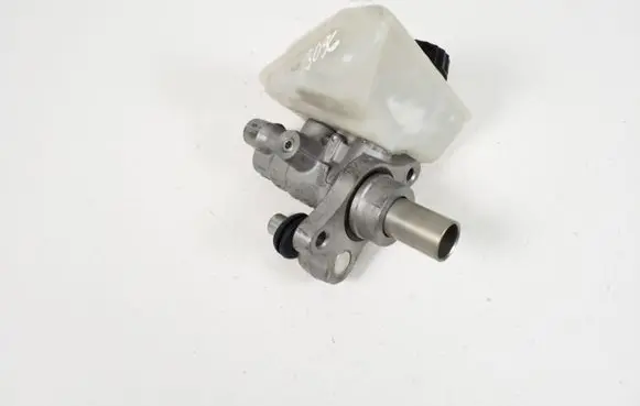 Mercedes-Benz S W221 Master brake cylinder A2214300002