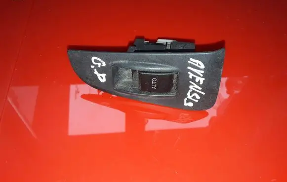 Toyota Avensis T250 Electric window control switch 7427105020
