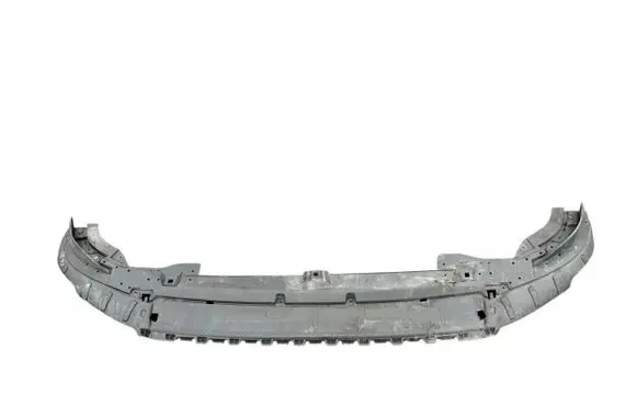 Front bumper lip