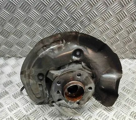 BMW X2 F39 Front wheel hub 6854969 6876853