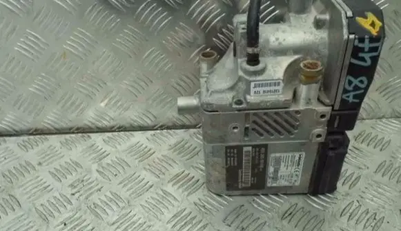 Audi A8 S8 D3 4E Auxiliary pre-heater (Webasto) 4E0265081AB 4E0910105A