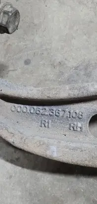 Mercedes-Benz ML W164 Front lower control arm/wishbone 000062367106
