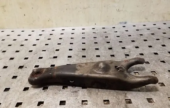 Honda CR-V Clutch release arm fork 