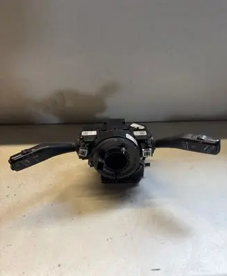 Volkswagen Golf V Indicator stalk ANP80H013F 17F0348