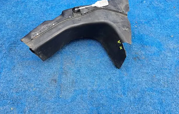 BMW 1 F20 F21 Intercooler air guide/duct channel 7371750