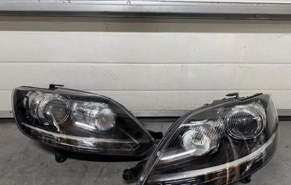 Volkswagen Golf Plus Headlights/headlamps set 5M1941752B 5M1941751B