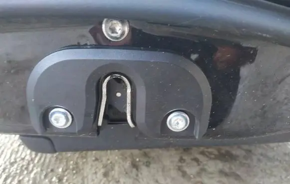 Chevrolet Captiva Front door lock