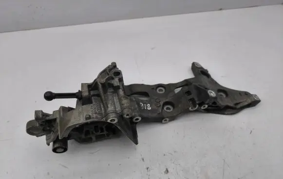 Audi A5 Generator/alternator bracket 04L903143B