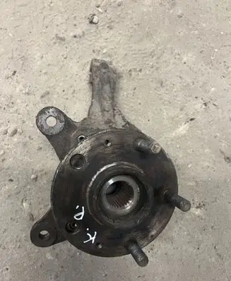 Land Rover Freelander Front wheel hub spindle knuckle
