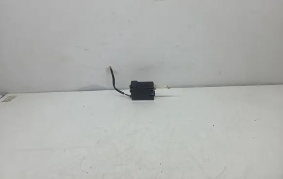 Chevrolet Captiva Central locking motor 96491181