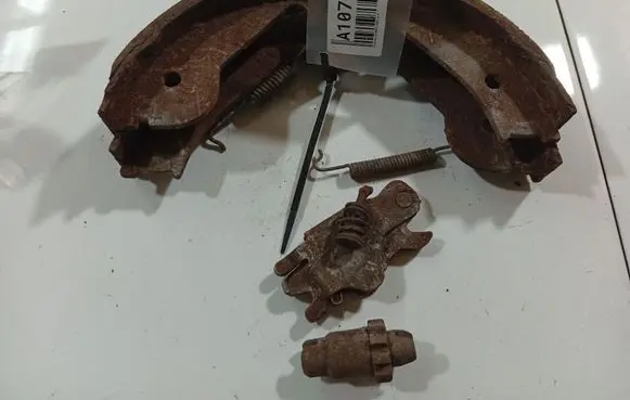 Porsche Cayenne (9PA) Handbrake/parking brake pads 