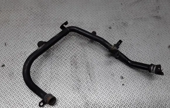 Volkswagen Golf V Engine coolant pipe/hose