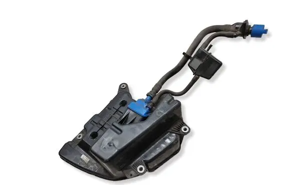 Audi A4 S4 B9 AdBlue liquid reservoir 4077103AD 1902201604 7620232AC