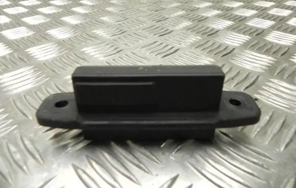 Tailgate opening switch