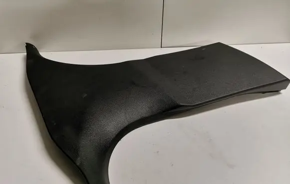 BMW 4 F36 Gran coupe (B) pillar trim (bottom) 7311218