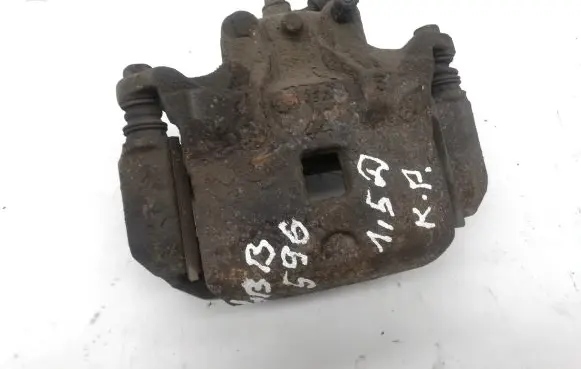 Nissan Juke I F15 Front brake caliper