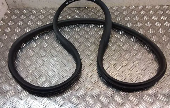 Volvo S60 Rear door rubber seal (on body) 