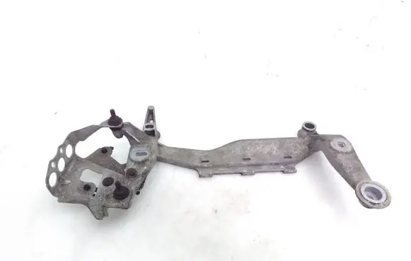 Audi Q7 4L Pneumatic air compressor holding bracket 7L0616879 15157400381