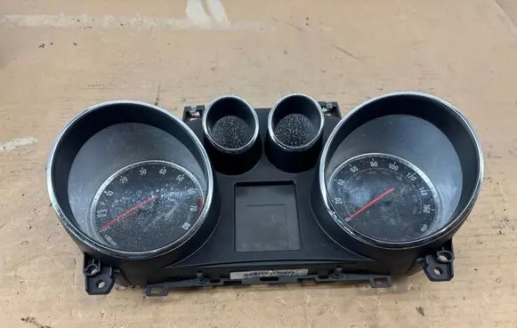 Opel Mokka Speedometer (instrument cluster) A2C90117600 A2C86831401019716G