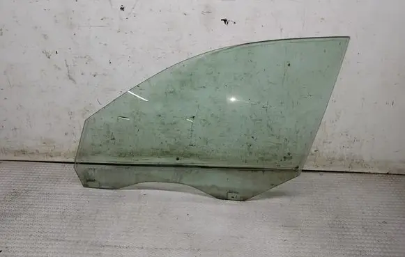 BMW 5 E60 E61 Front door window glass four-door 