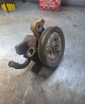 Honda Concerto Power steering pump 