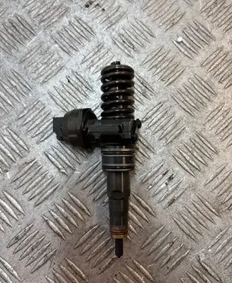 Seat Alhambra (Mk1) Fuel injector 036130073AK