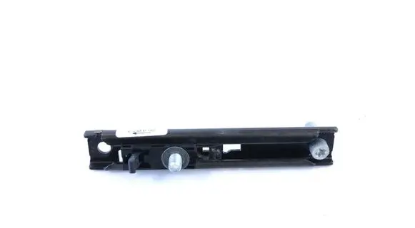 Land Rover Range Rover L322 Seat belt height adjuster 330042908