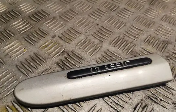 Mercedes-Benz C W203 Fender grill 2036900162