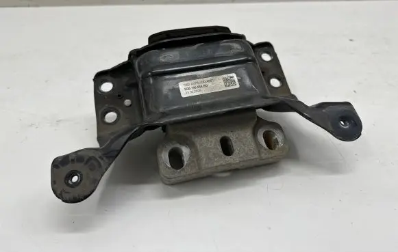 Volkswagen Golf VIII Engine mount bracket 5Q0199555BG