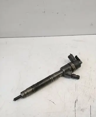 Hyundai i40 Fuel injector 338002A800