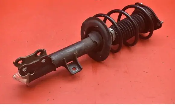 Hyundai ix35 Front shock absorber/damper 546603U010